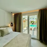 Sofos Mykonos Ano Mera