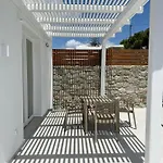Sofos Mykonos Apartahotel 4*