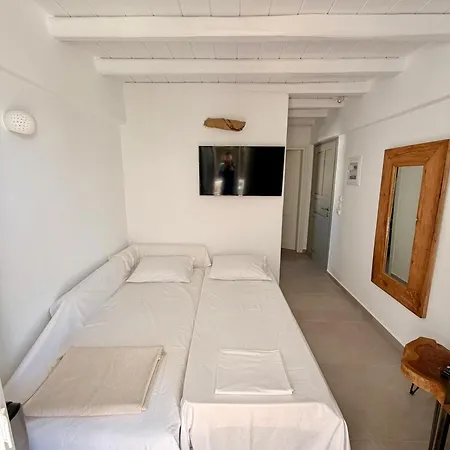 Sofos Mykonos アノ・メラ